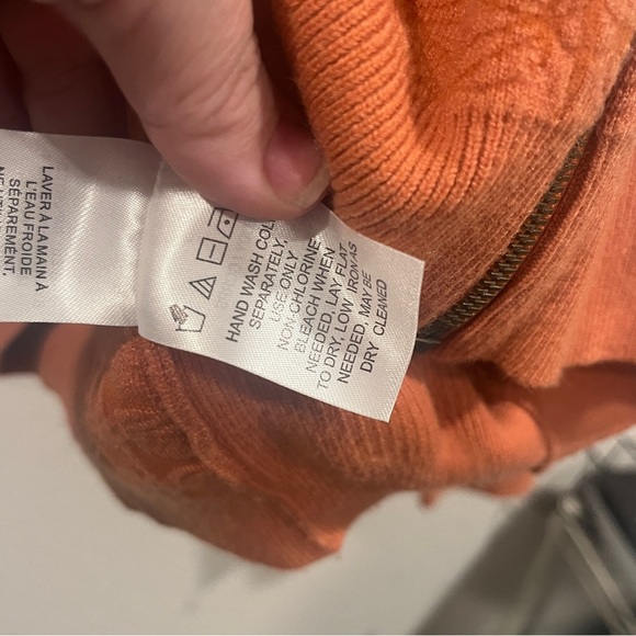 Stitches & stripes orange textured pattern size X-Large zip up sweater - Picture 4 of 8